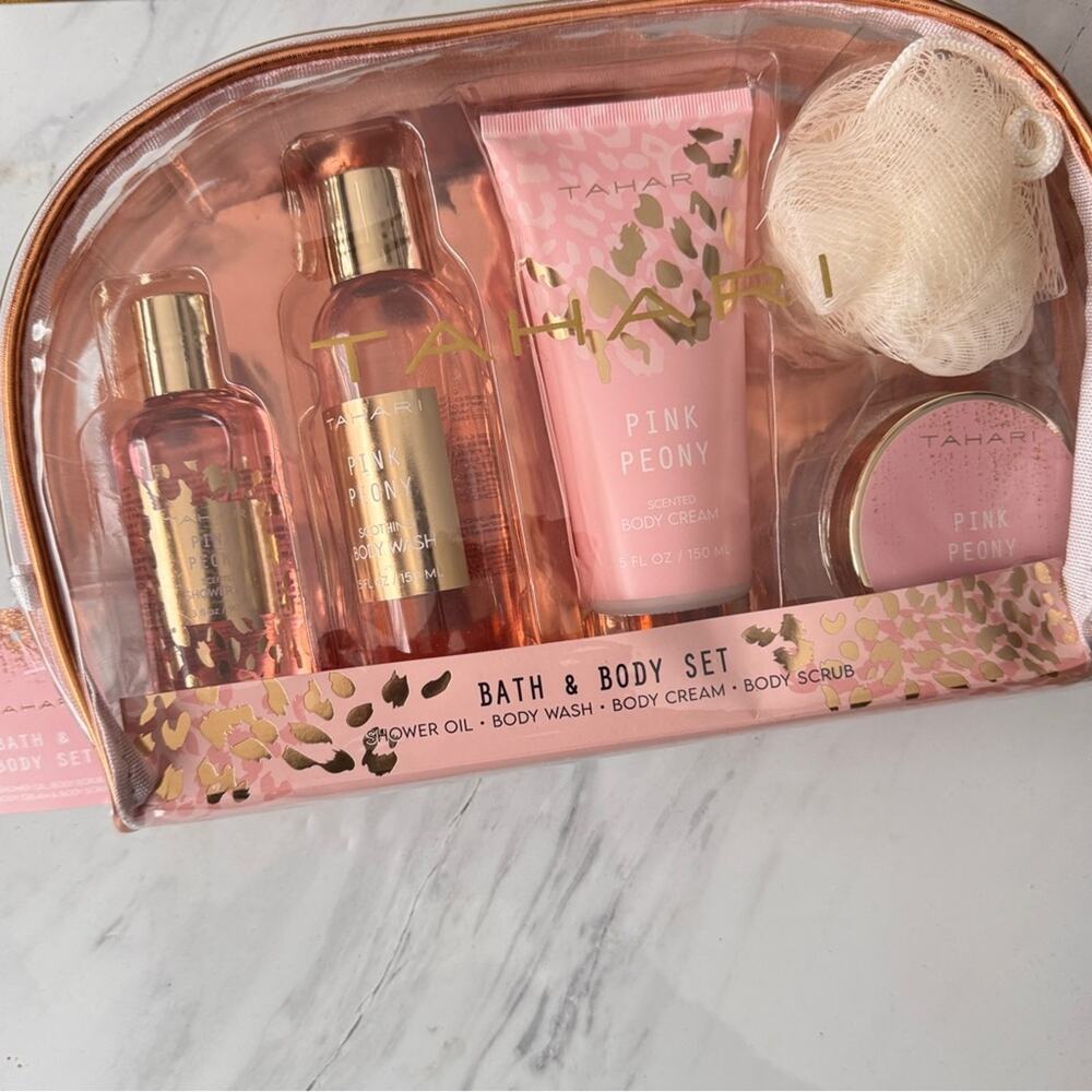 TAHARI LIMITED EDITION Bath & Body Collection Five Piece Set